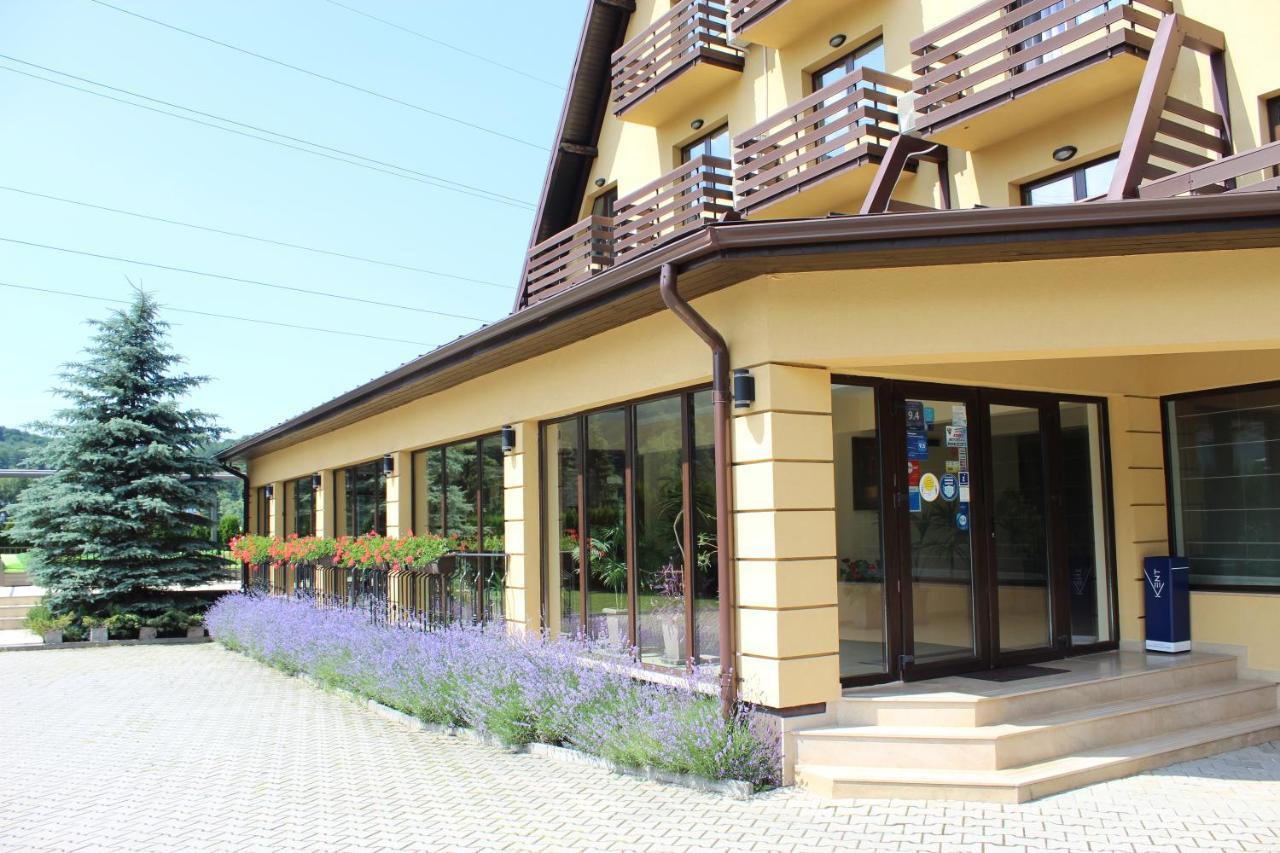 Hotel Vila Trapez Brașov Exterior foto