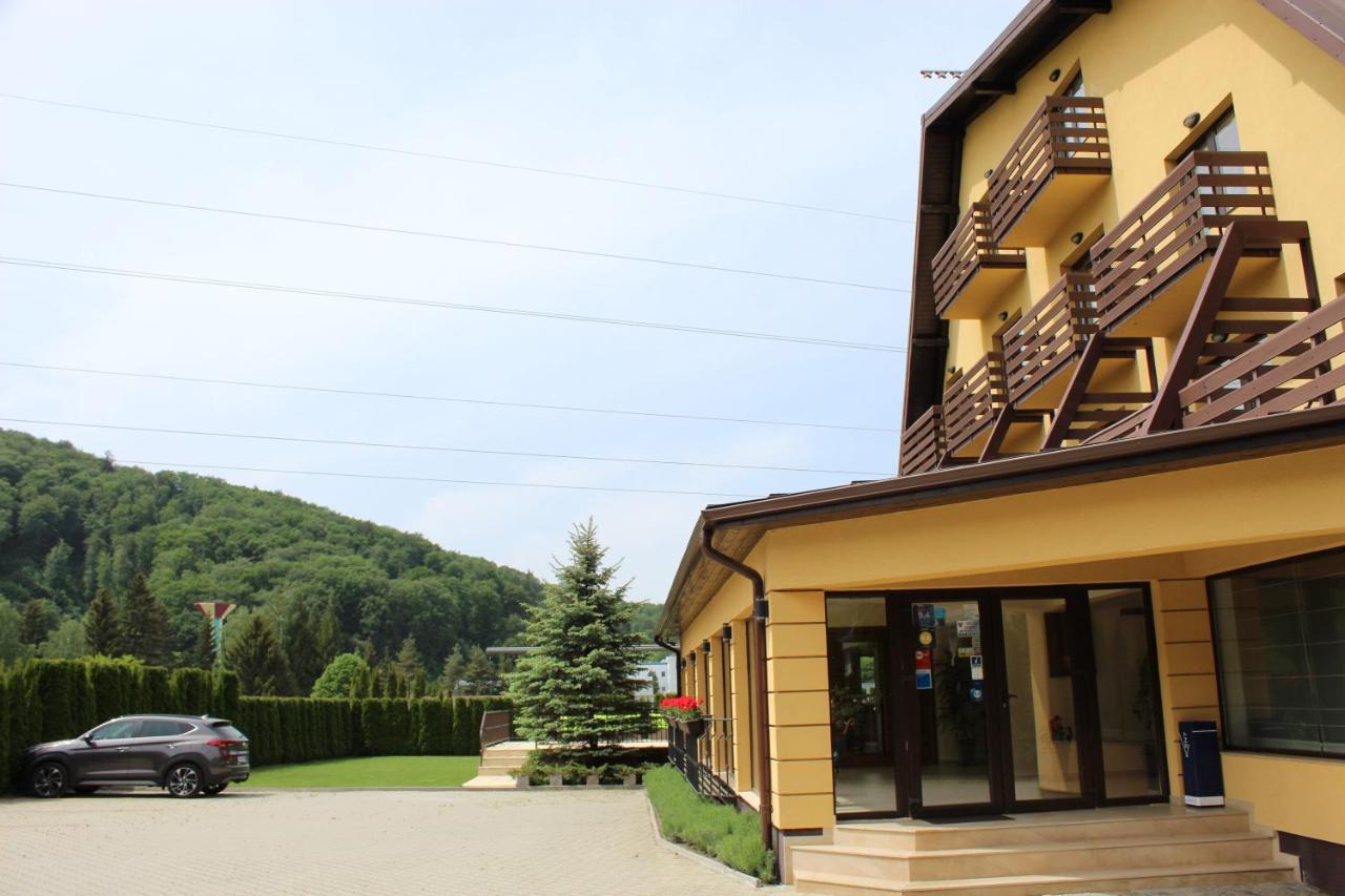 Hotel Vila Trapez Brașov Exterior foto